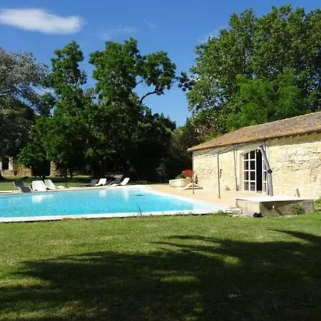Les Jasmins 8 Pers Piscine Commune Calme Et Confort Saint-Gilles (Gard)